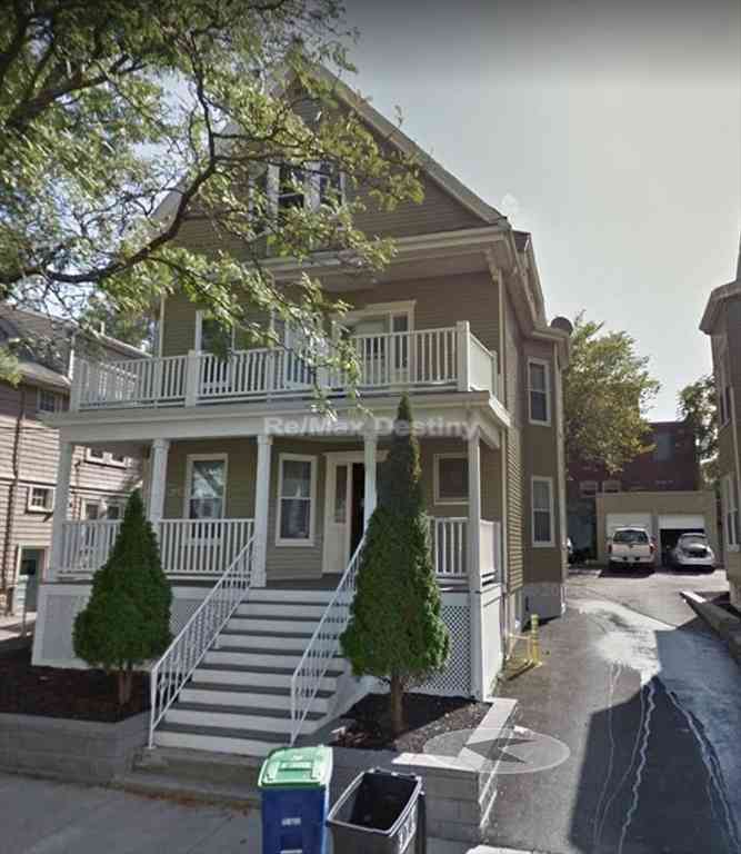 Apartment For Rent - 14 Madison St. #1<br/> Somerville, MA 02143