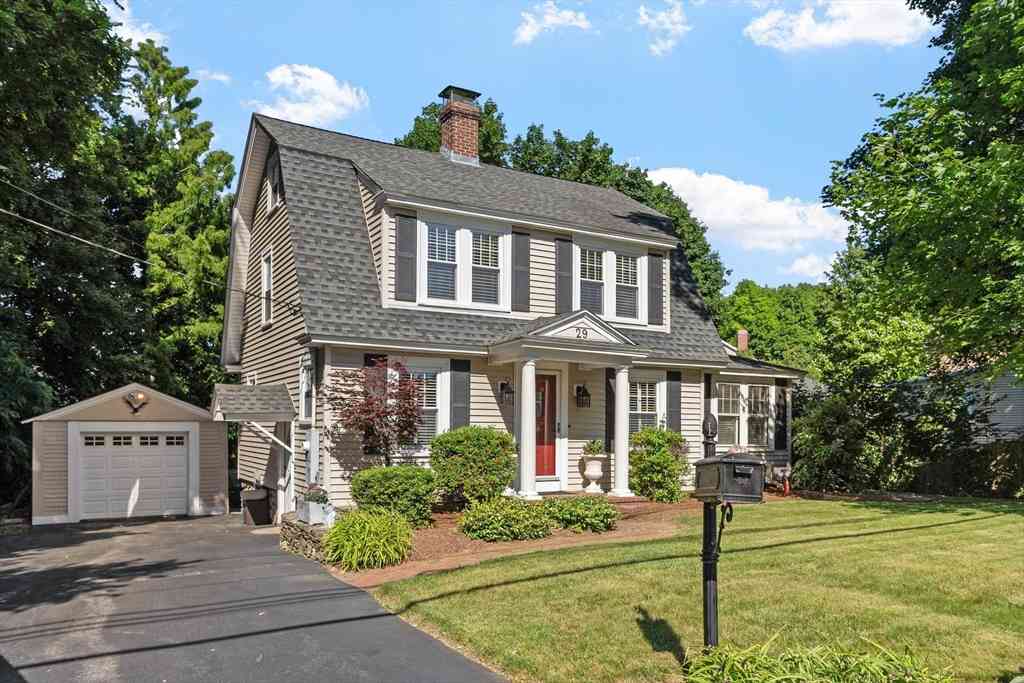 Homes For Sale - 29 South St<br/> Shrewsbury, MA 01545