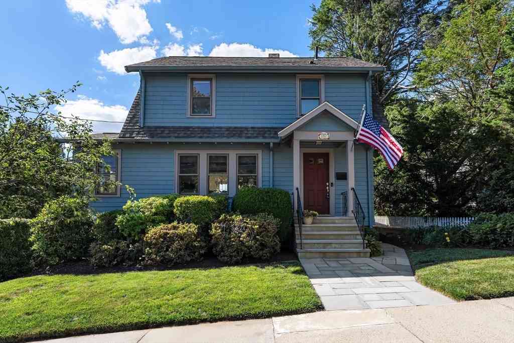Homes For Sale - 197 Hillside Ave<br/> Arlington, MA 02476