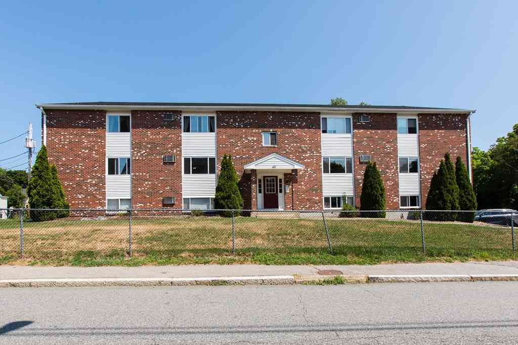 Apartment For Rent - 42 Fisher Street #1<br/> Bristol County, North Attleboro, MA 02760