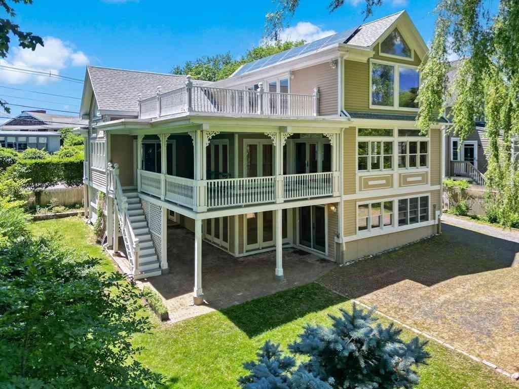Homes For Sale - 174 Willow Rd<br/> Essex County, Nahant, MA 01908