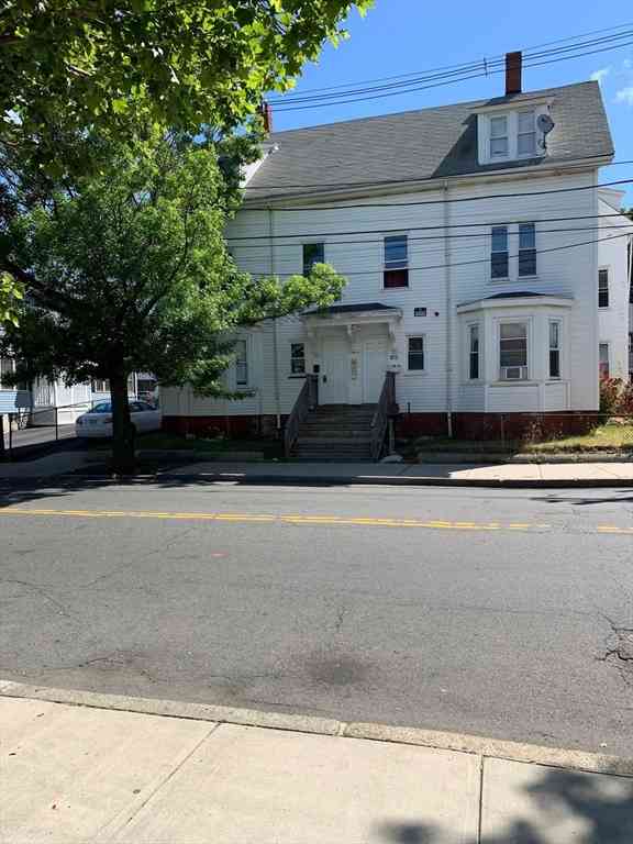 Apartment For Rent - 133 Chestnut St #7<br/> Lynn, MA 01902
