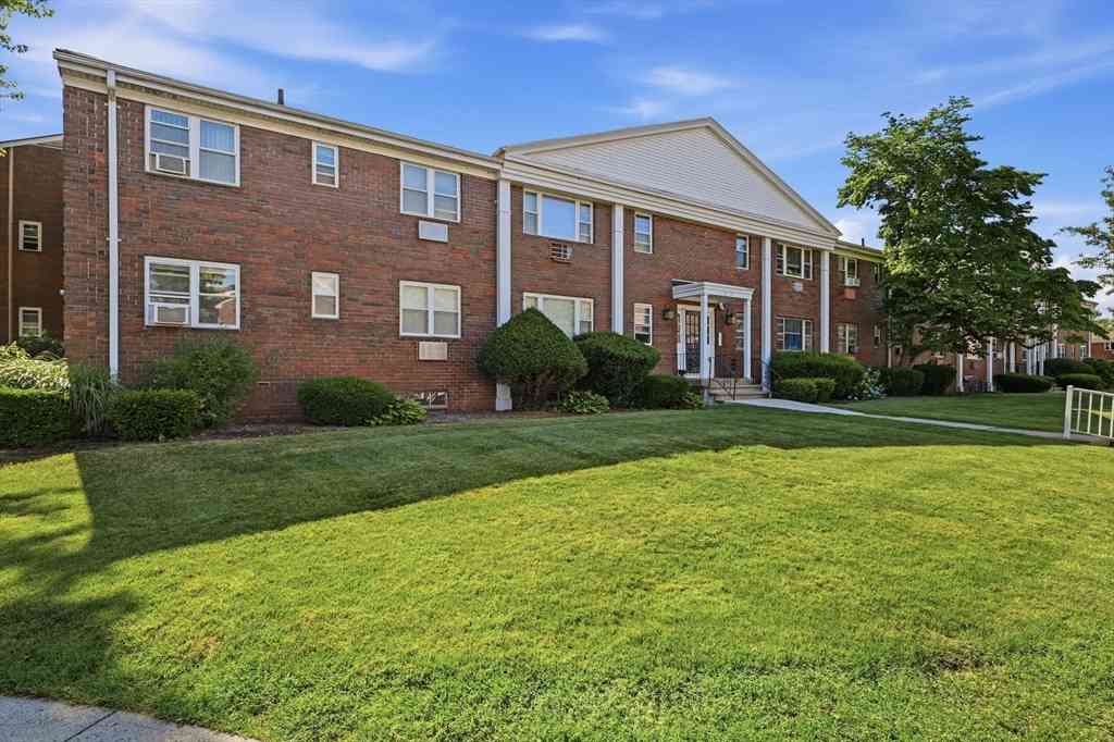 Condo For Sale - 73 Regency Park Drive #73<br/> Agawam, MA 01001