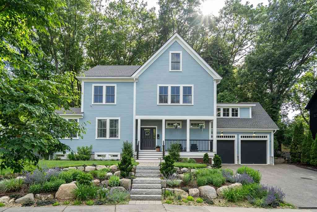 Homes For Sale - 137 Withington Rd<br/> Newton, MA 02458