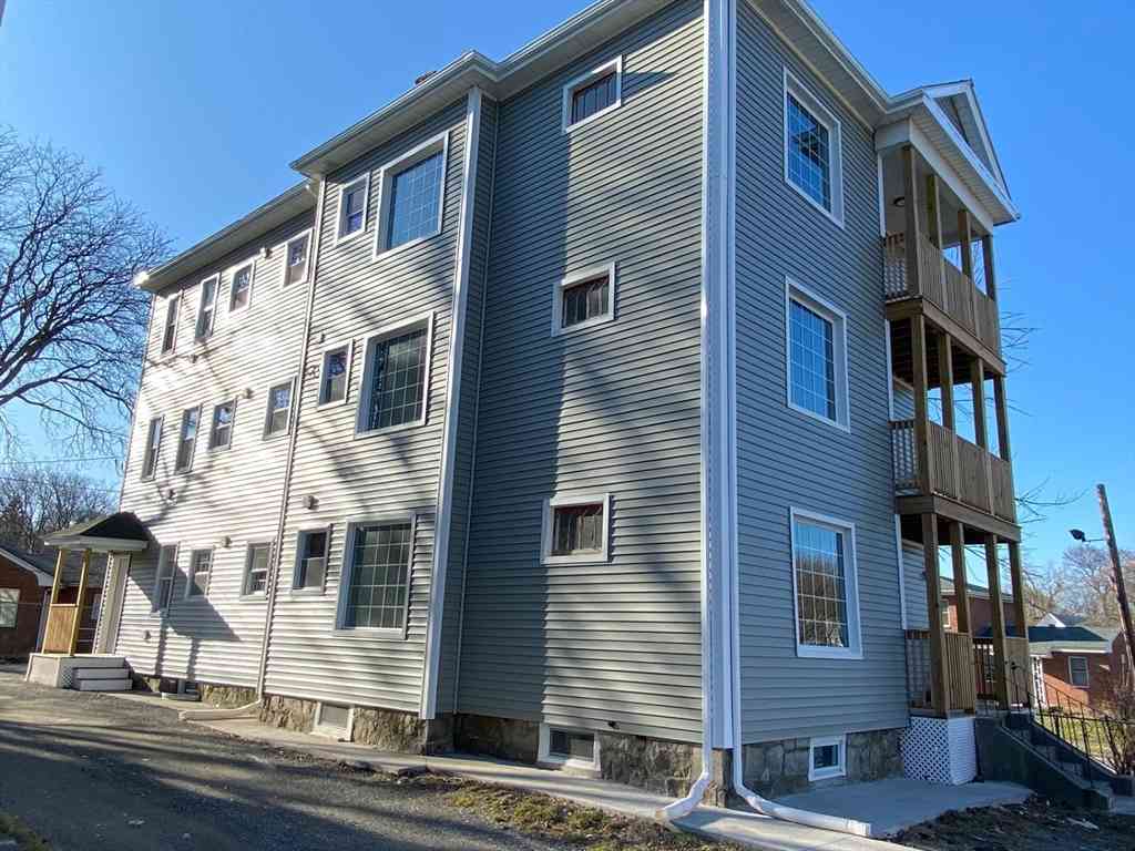 Homes For Rent - 86 Houghton St<br/> Worcester County, Worcester, MA 01604