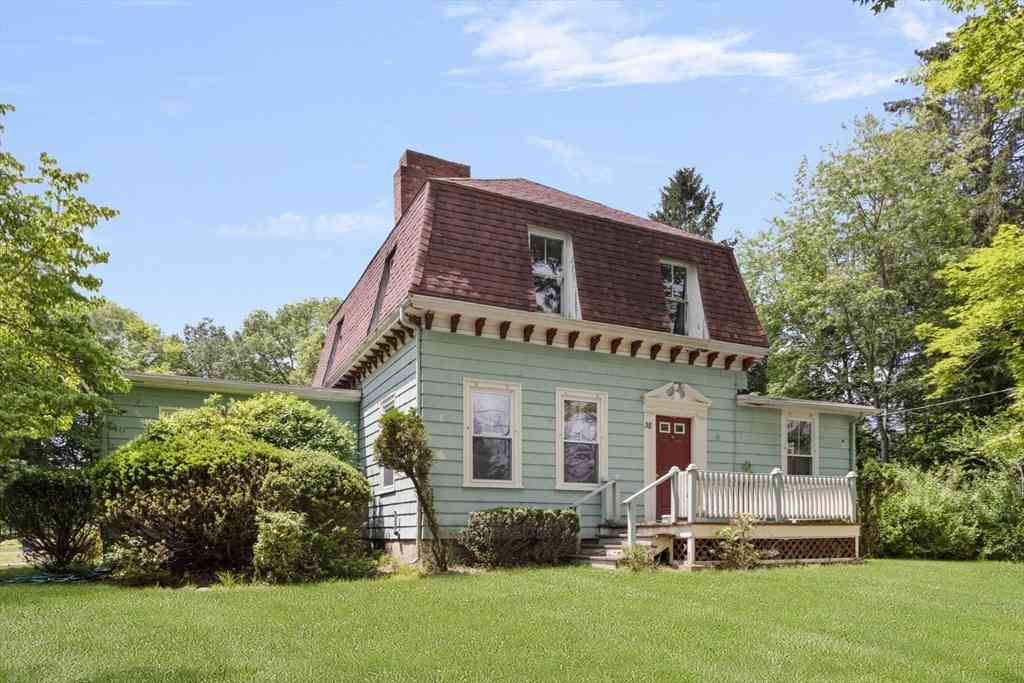 Multifamily For Rent - 38 Dean<br/> Bristol County, Rehoboth, MA 02769