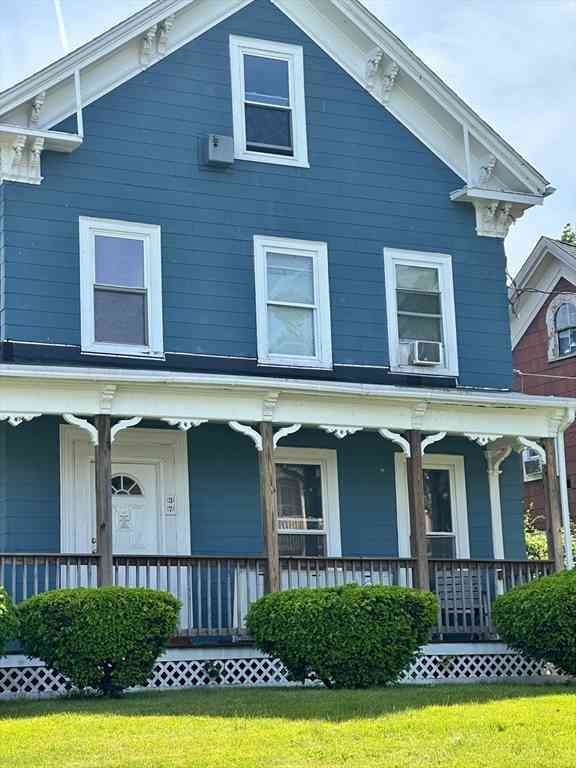 Homes For Rent - 37 Hale St #3<br/> Bridgewater, MA 02324