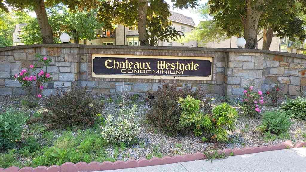 Condo For Sale - 102 Oak Ln #4<br/> Brockton, MA 02301
