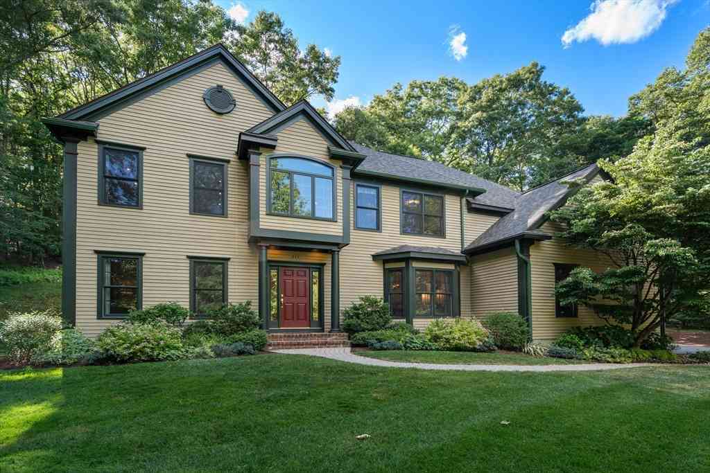 Homes For Sale - 111 Dutton Road<br/> Sudbury, MA 01776