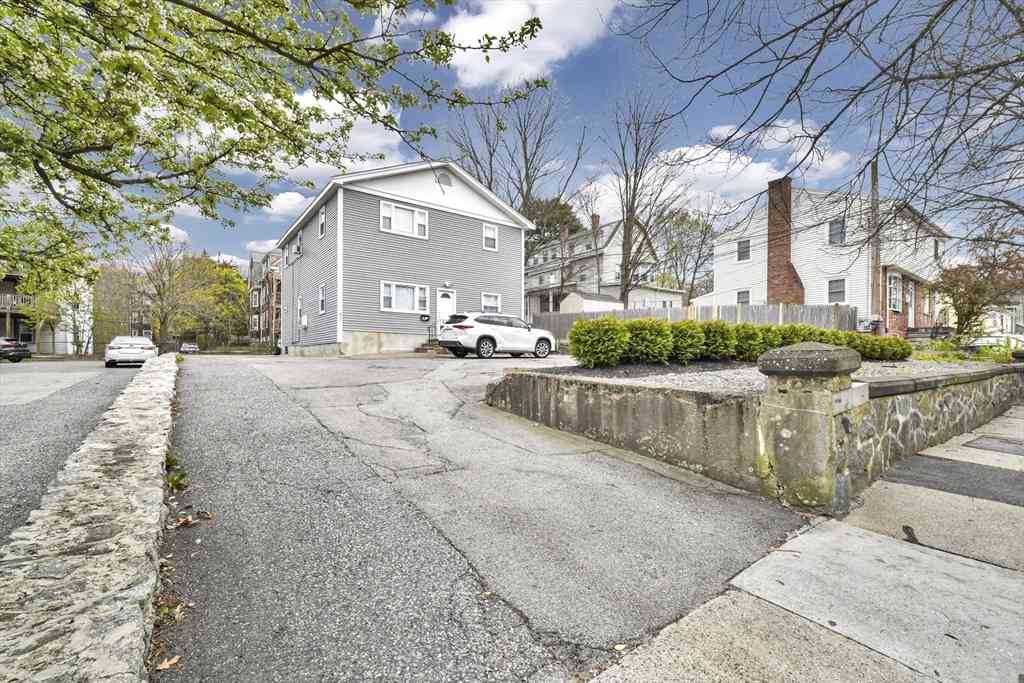 Apartment For Rent - 192 Fairmount Ave #1<br/> Boston, MA 02136