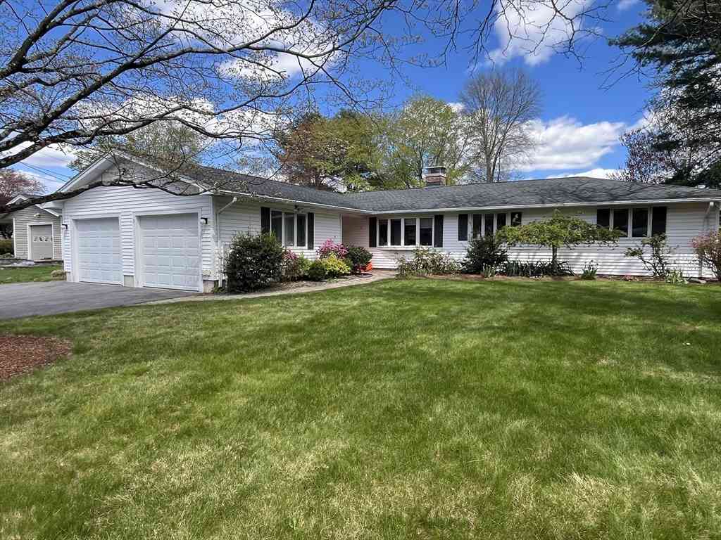 Homes For Rent - 15 Leonard Road<br/> Framingham, MA 01701