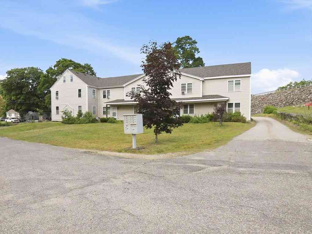 Apartment For Rent - 44 Howarth Rd #5<br/> Worcester County, Oxford, MA 01540