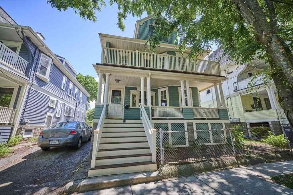 Apartment For Rent - 36 Granville Rd #1<br/> Cambridge, MA 02138