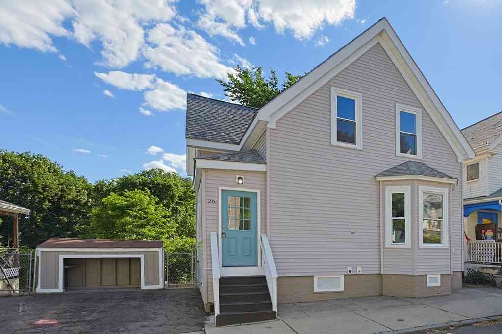 Homes For Sale - 26 Pleasant St<br/> Essex County, Beverly, MA 01915