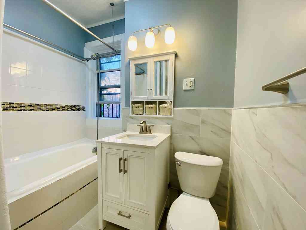 Condo For Rent - 31 Queensberry St #19<br/> Boston, MA 02125
