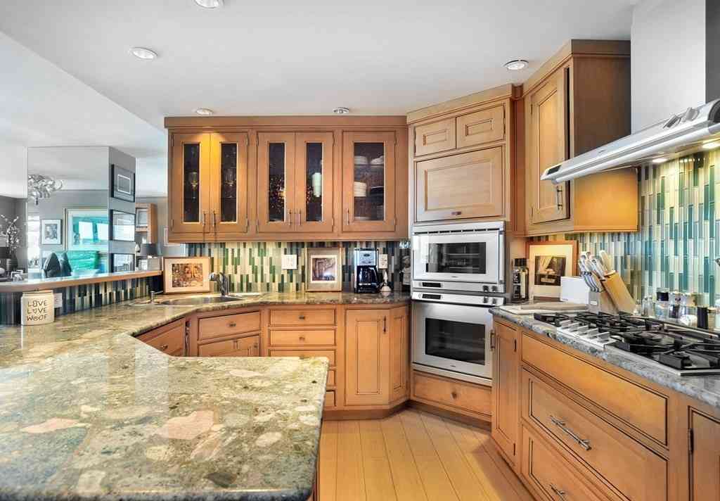Condo For Rent - 65 East India Row #26F<br/> Boston, MA 02110