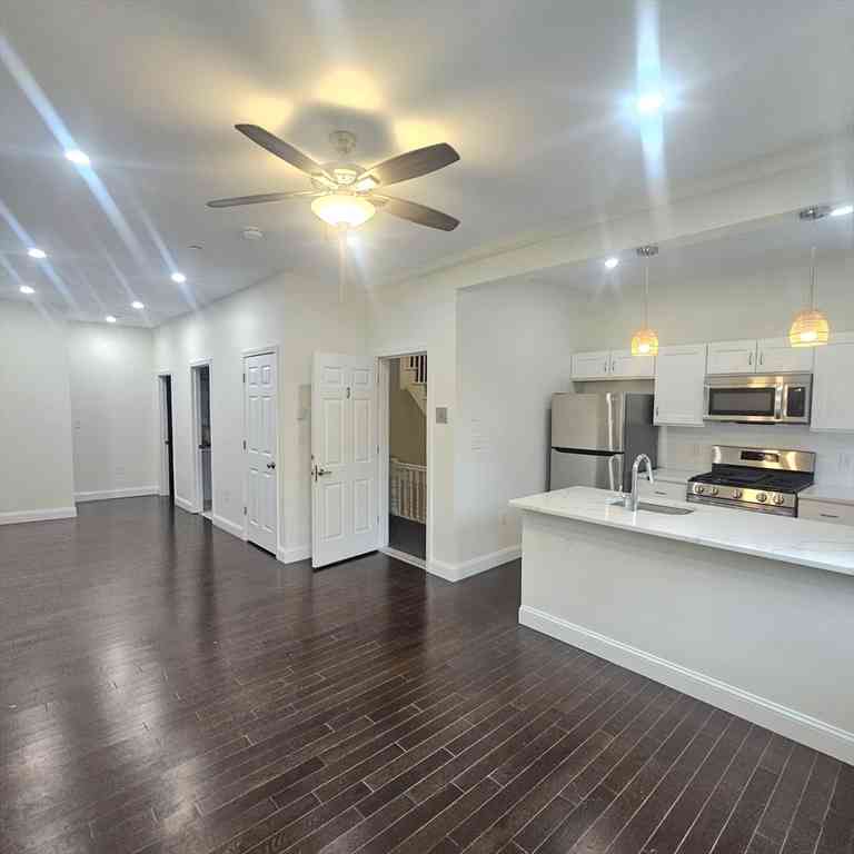 Apartment For Rent - 49 Charter Street #4<br/> Boston, MA 02113