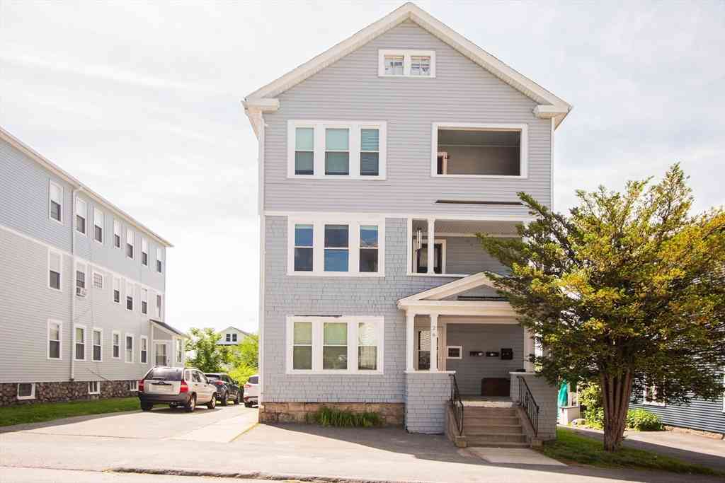 Multifamily For Rent - 26 Sterling St<br/> Worcester County, Worcester, MA 01610
