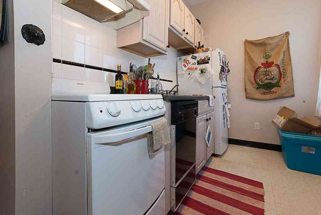 Apartment For Rent - 206 Chestnut Hill Ave #9<br/> Boston, MA 02135