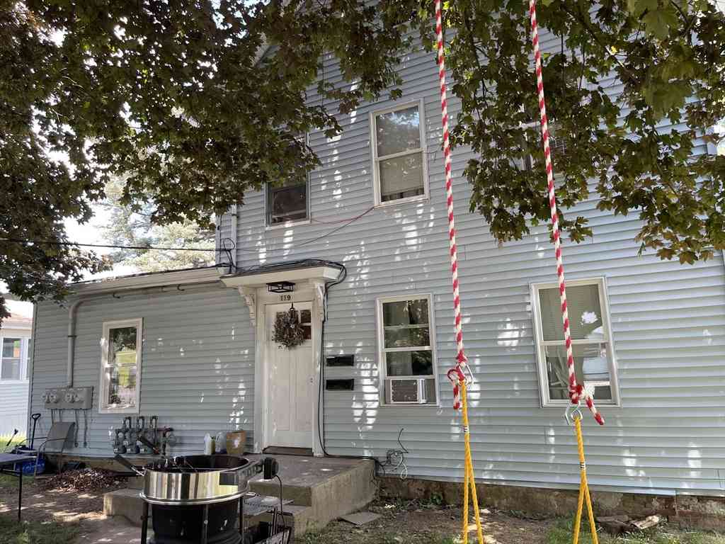 Multifamily For Rent - 119 Maplewood Ave<br/> Middlesex County, Marlborough, MA 01752
