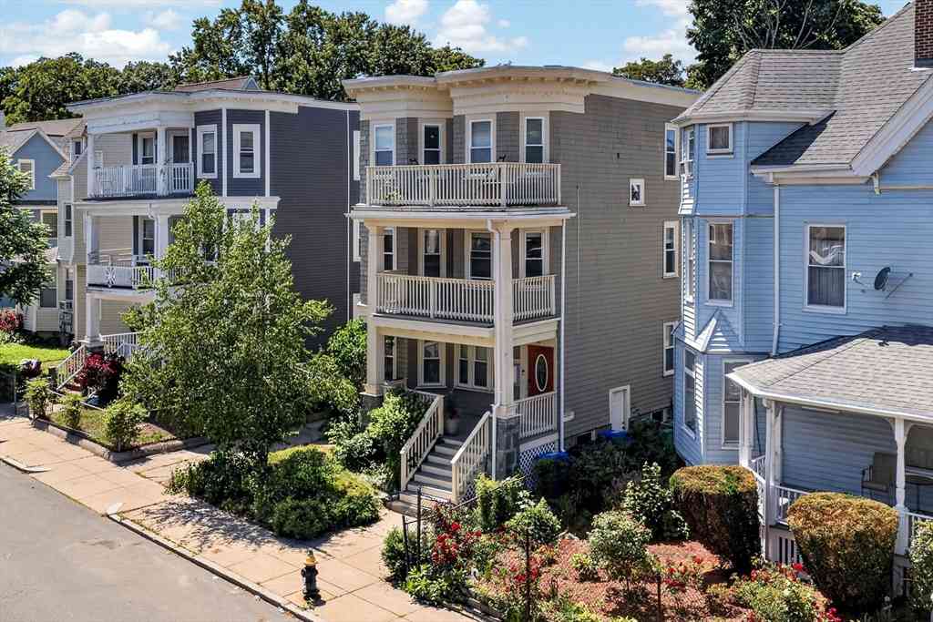 Condo For Sale - 19 Rill St #2<br/> Boston, MA 02125