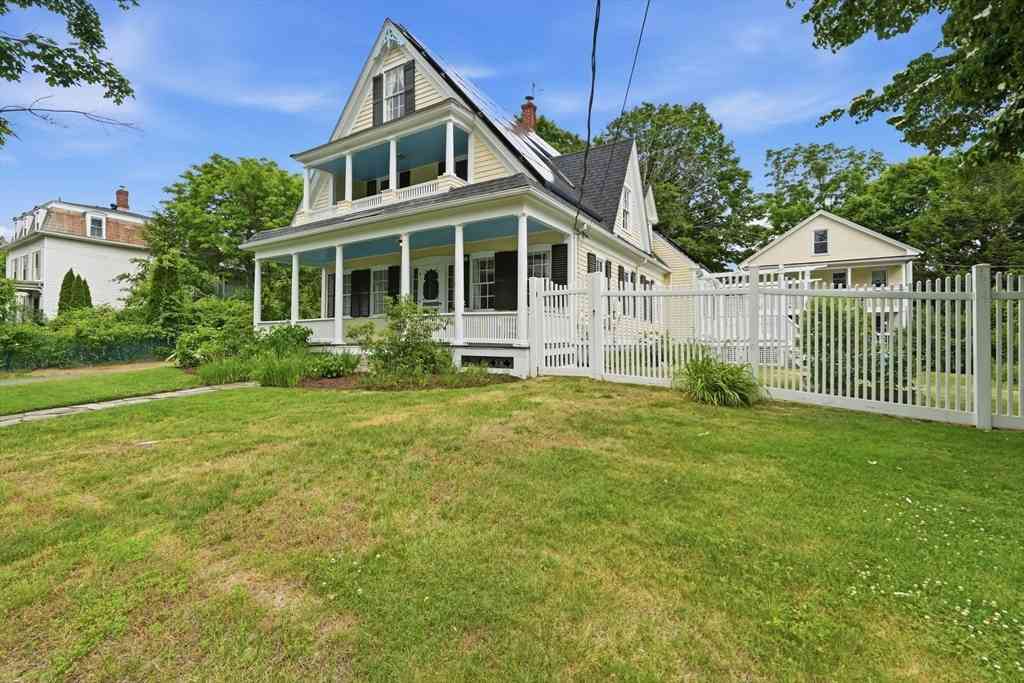 Multifamily For Rent - 55-57 High St<br/> Amherst, MA 01002
