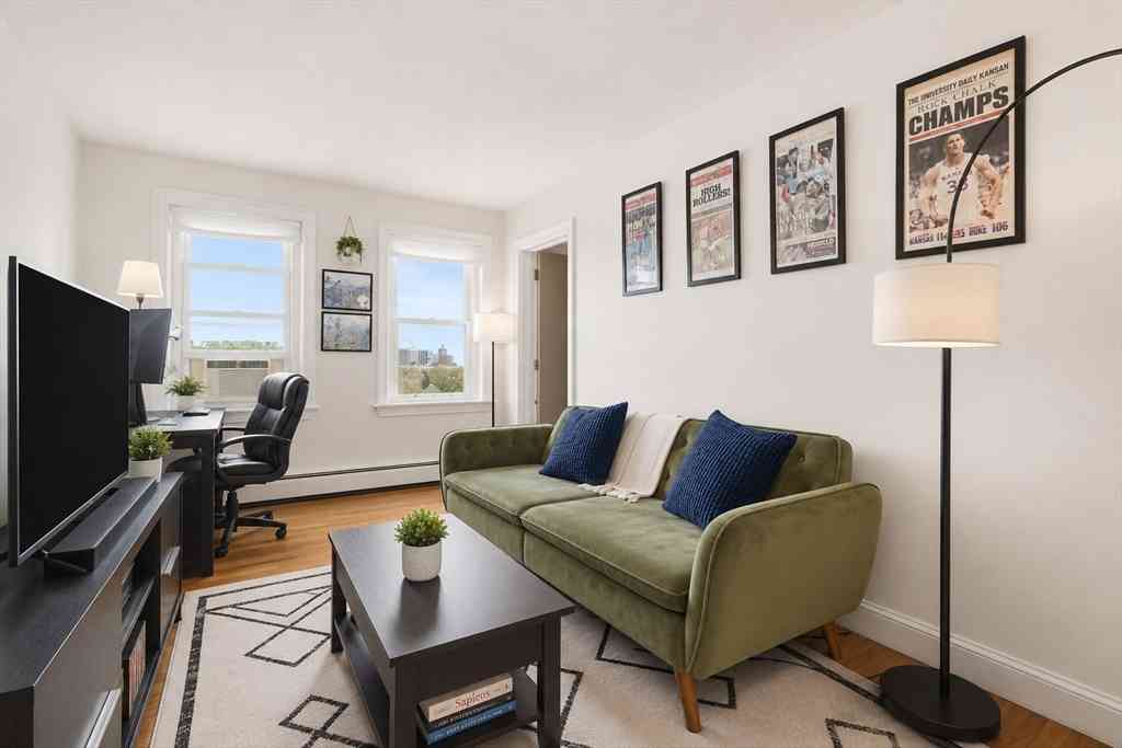 Condo For Sale - 130 Emerson St #32<br/> Boston, MA 02127