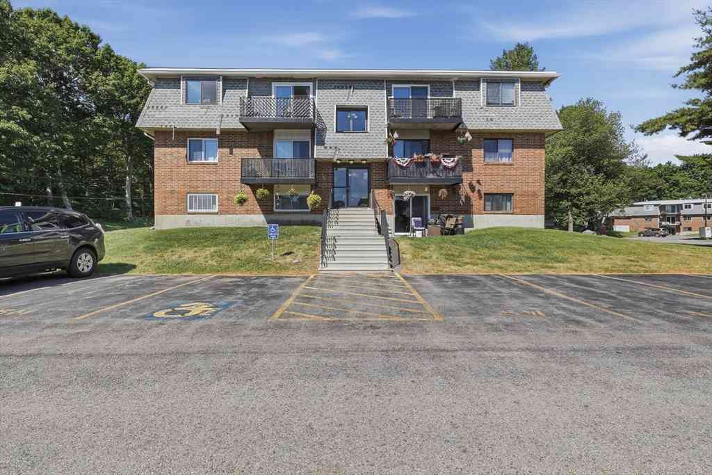Condo For Sale - 176 Maple Avenue #5-6<br/> Rutland, MA 01543