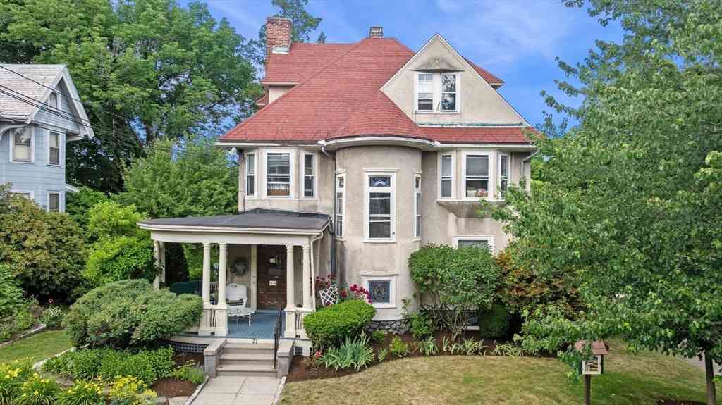 Multifamily For Rent - 27 Oliver Street<br/> Middlesex County, Watertown, MA 02472