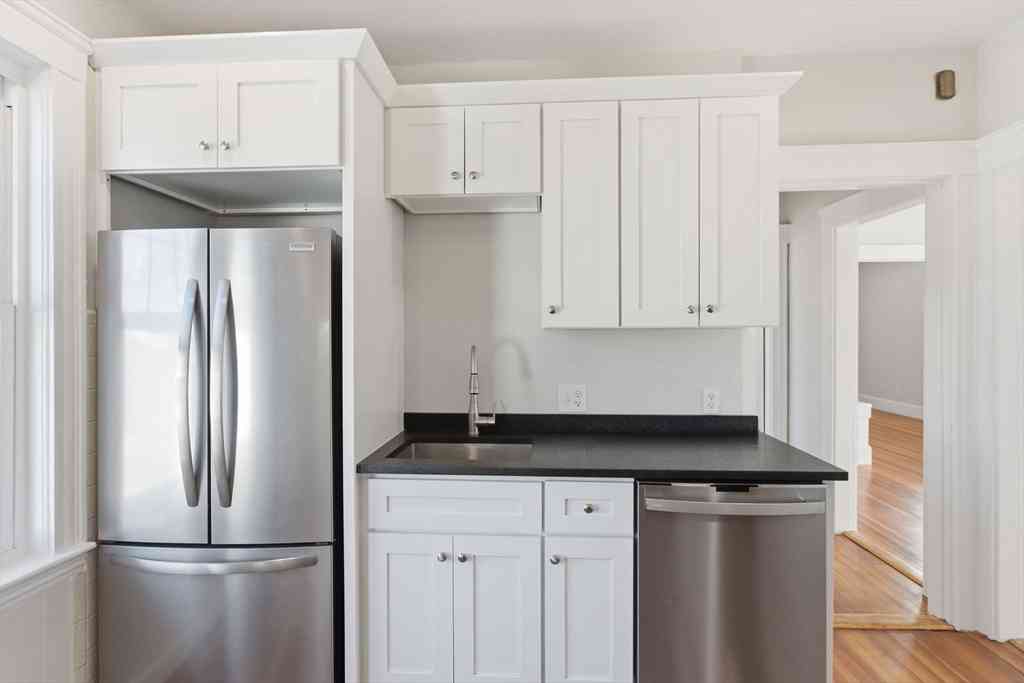 Apartment For Rent - 113 Minot St #2<br/> Boston, MA 02122