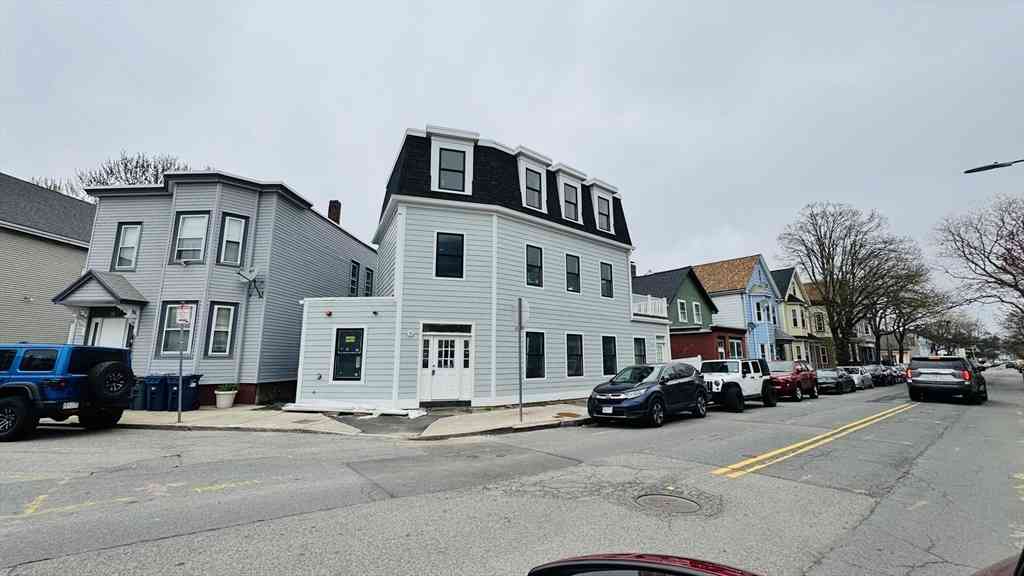 Condo For Sale - 804-806 Saratoga #1<br/> Boston, MA 02128