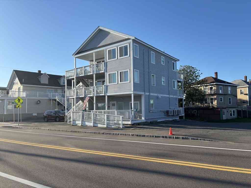 Multifamily For Rent - 179 Atlantic Ave<br/> Hull, MA 02045