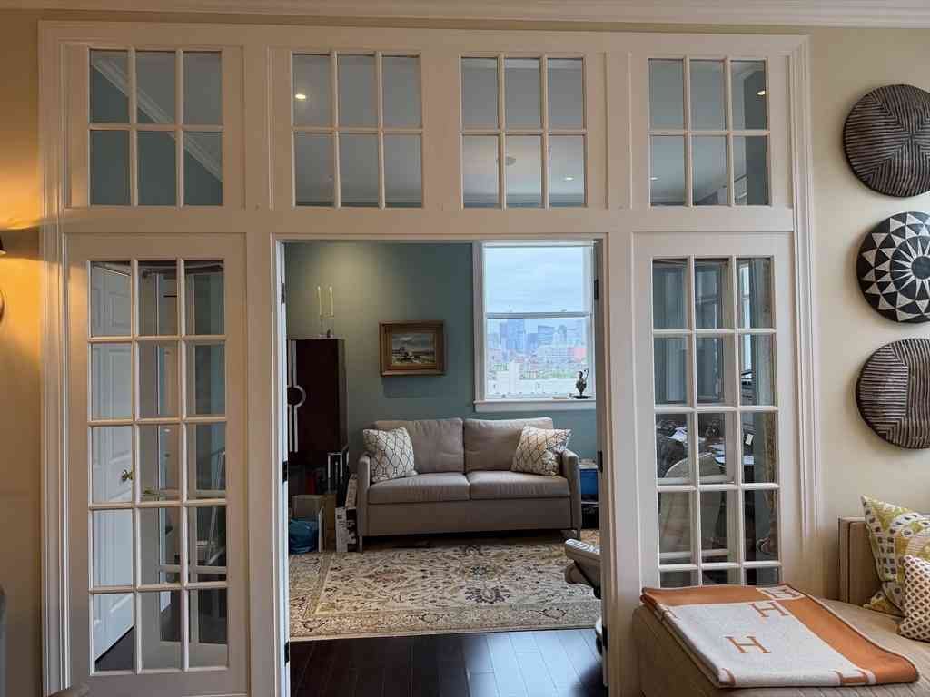 Condo For Rent - 416 Marlborough #802<br/> Boston, MA 02115