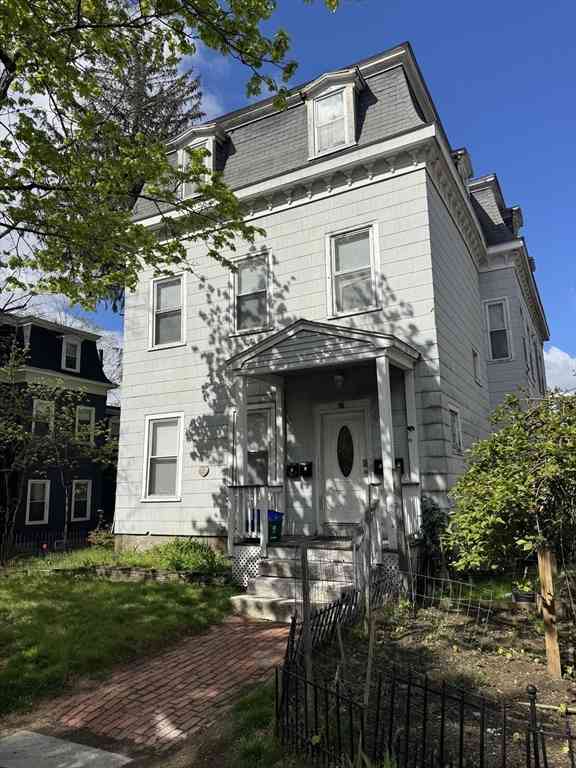 Homes For Rent - 37 Oak Ave<br/> Worcester County, Worcester, MA 01605