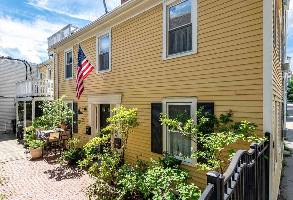 Condo For Sale - 89 School St #2<br/> Boston, MA 02129