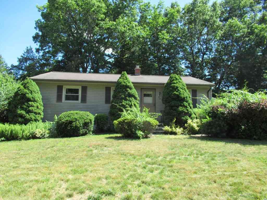 Homes For Sale - 35 Tioga St<br/> Springfield, MA 01128