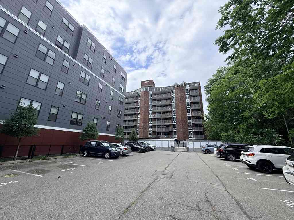 Homes For Rent - 40 Centre St #PARKING<br/> Brookline, MA 02446