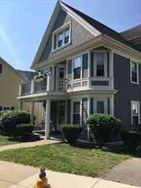 Apartment For Rent - 1078 South St #3<br/> Boston, MA 02131