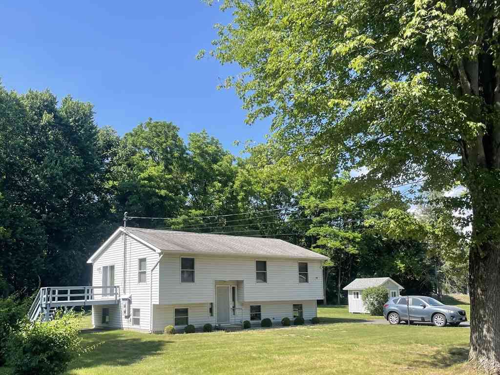 Multifamily For Rent - 4 Elm Ct<br/> Hatfield, MA 01038