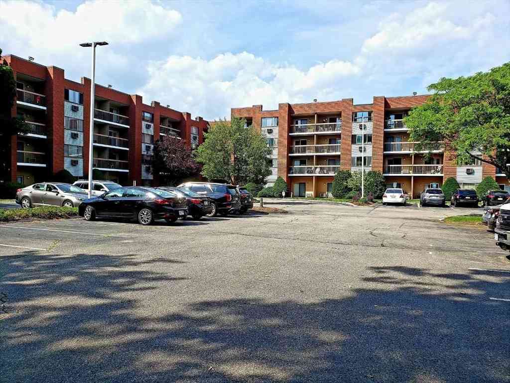 Condo For Rent - 4975 Washington St. #110<br/> Boston, MA 02132