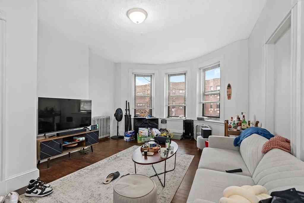 Apartment For Rent - 868 Huntington Ave #3<br/> Boston, MA 02115