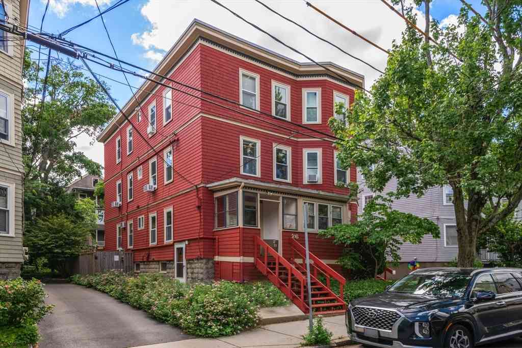 Condo For Rent - 26 Chilton St. #3<br/> Cambridge, MA 02138