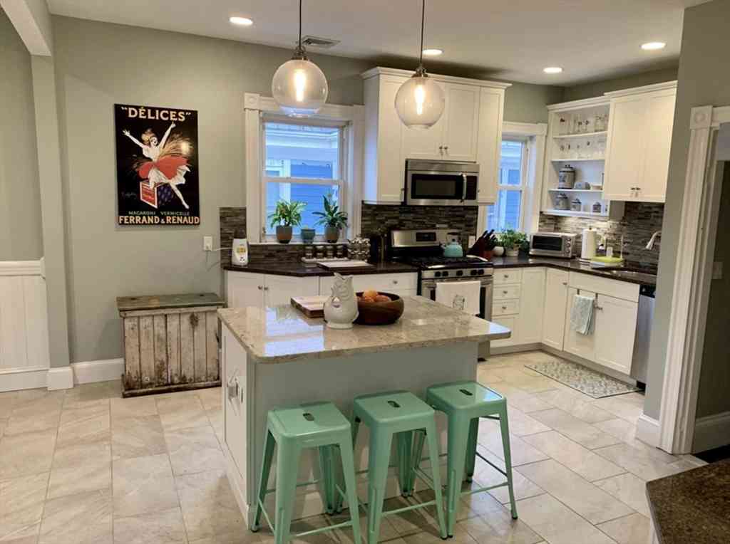 Condo For Rent - 254 E Cottage St #3<br/> Boston, MA 02125