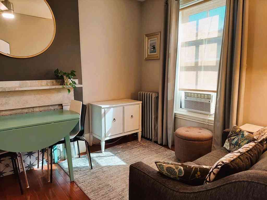 Condo For Rent - 154 West Concord St #3<br/> Boston, MA 02118