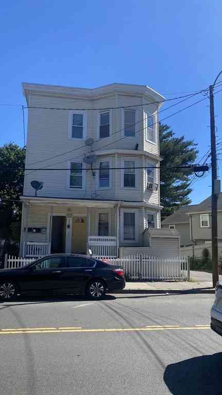 Homes For Rent - 409 Chestnut St #3<br/> Lynn, MA 01902