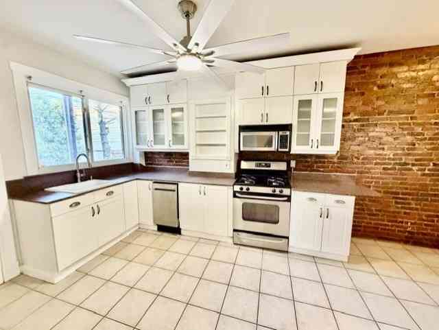 Apartment For Rent - 33 Page #1<br/> Revere, MA 02151