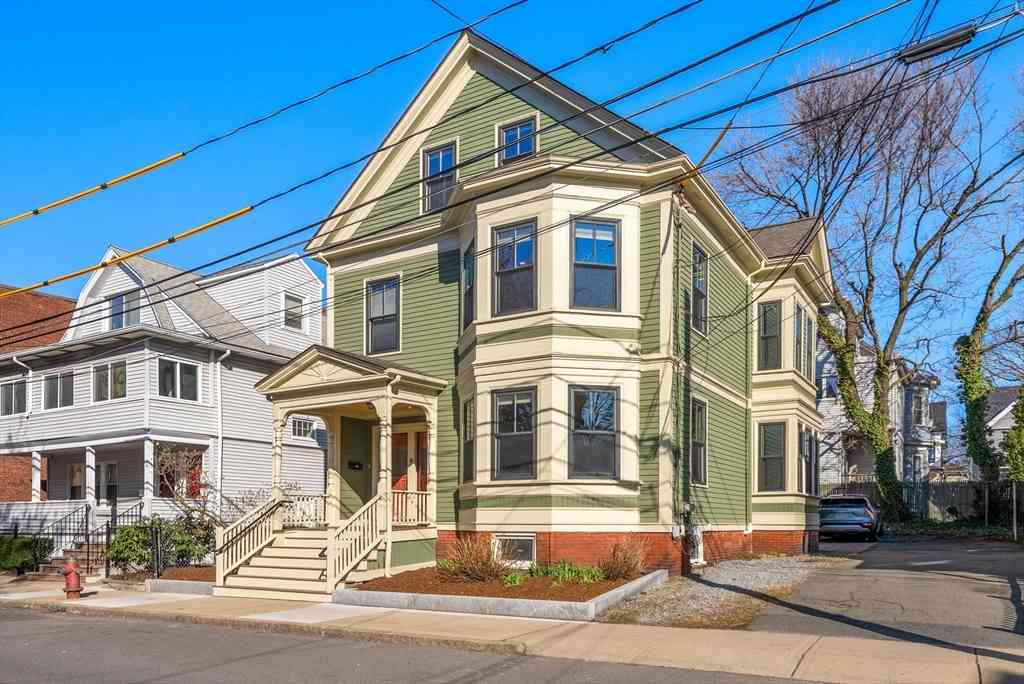 Apartment For Rent - 8 Franklin St #2<br/> Somerville, MA 02145