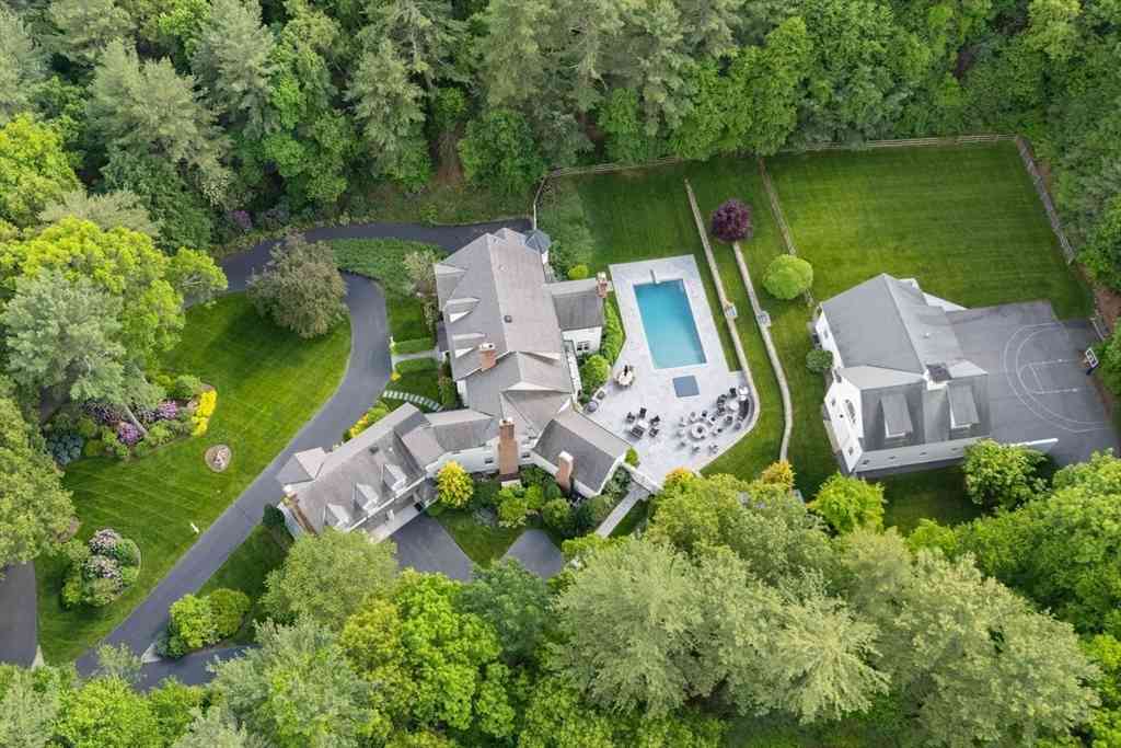 Homes For Sale - 43 Pine Street<br/> Weston, MA 02493