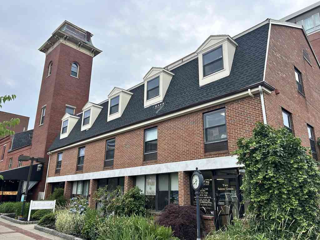 Apartment For Rent - 33 Federal Street #3<br/> Salem, MA 01970