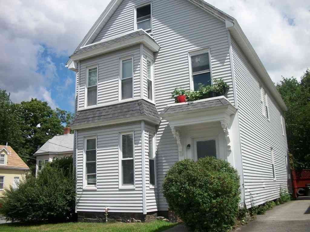 Condo For Rent - 176 Chestnut St #2<br/> Waltham, MA 02453